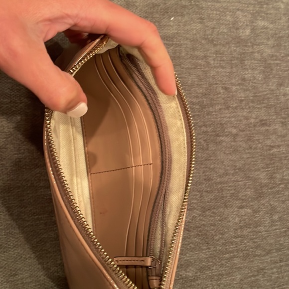 Gucci pink Patent leather wristlet wallet clutch - Picture 7 of 15